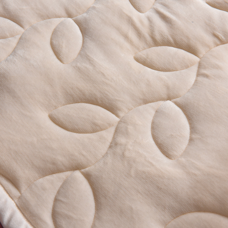 heavy woollen blanket